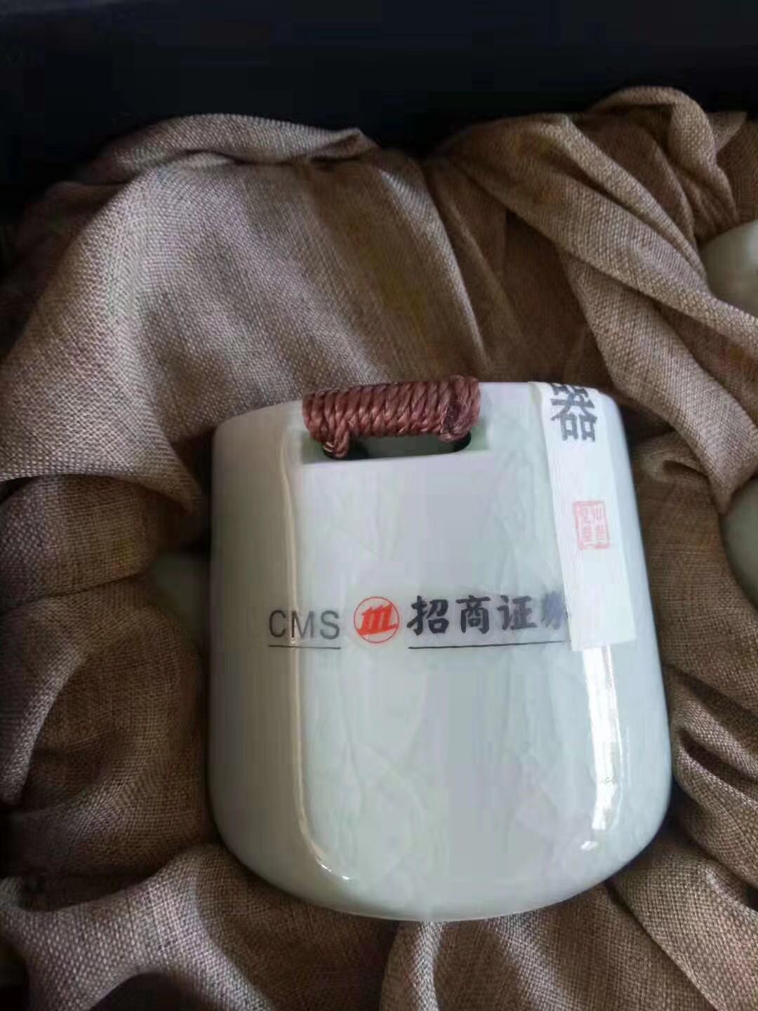 泡棉內(nèi)襯
